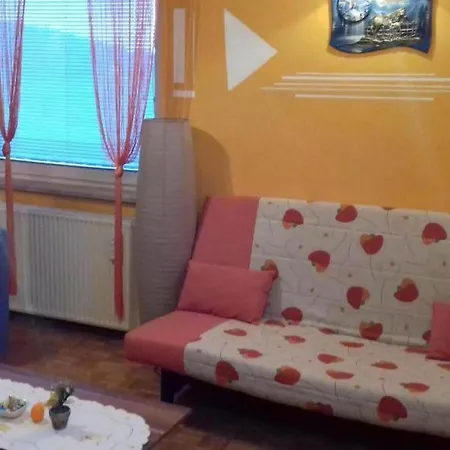 Comfortable Zre E - One Bedroom * Zrece