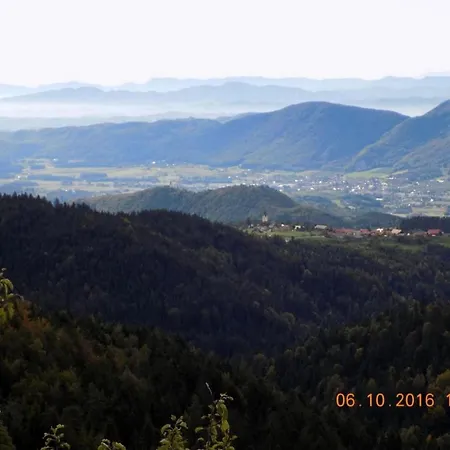 Comfortable Zre E - One Bedroom * Zrece