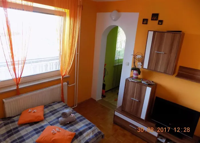 Comfortable Zre E - One Bedroom * Зрече