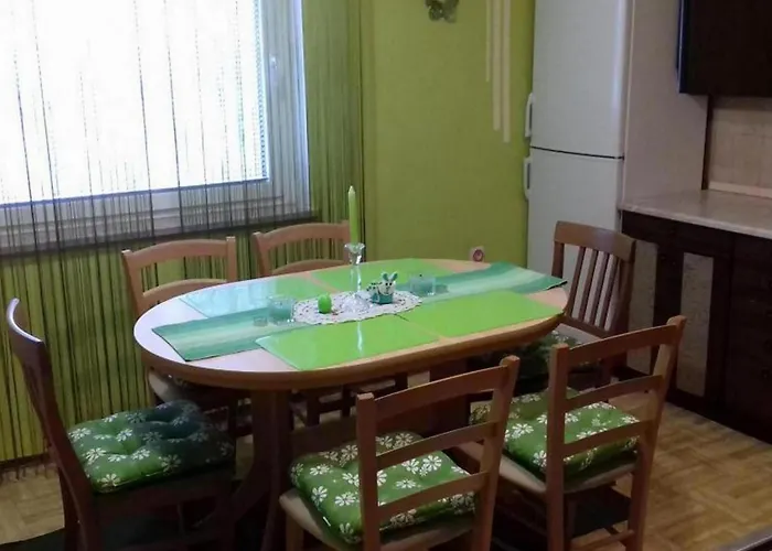 Apartma Comfortable Zre E - One Bedroom *