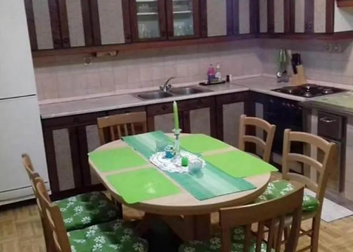 Comfortable Zre E - One Bedroom Apartma *