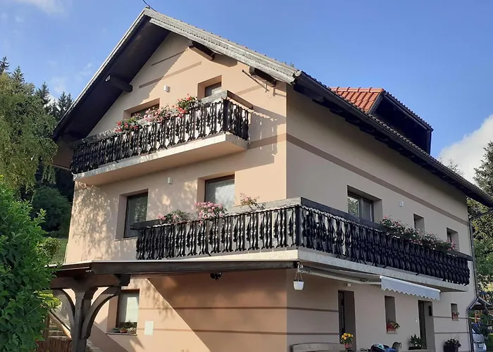 Apartma Comfortable Zre E - One Bedroom