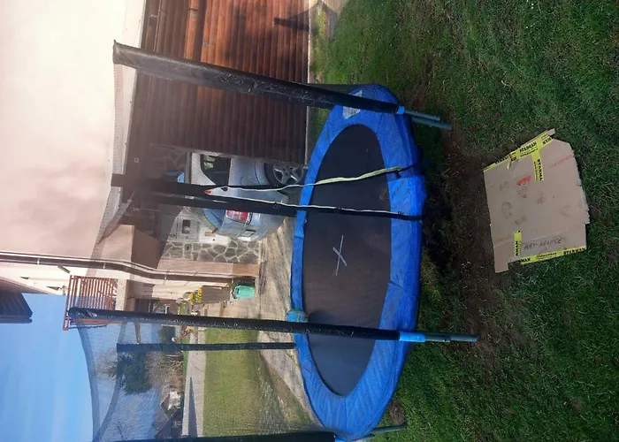 Comfortable Zre E - One Bedroom Апартаменты